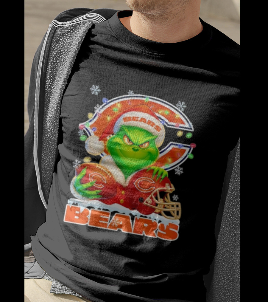 Grinch Bears Christmas Football Helmet Chicago T-Shirt