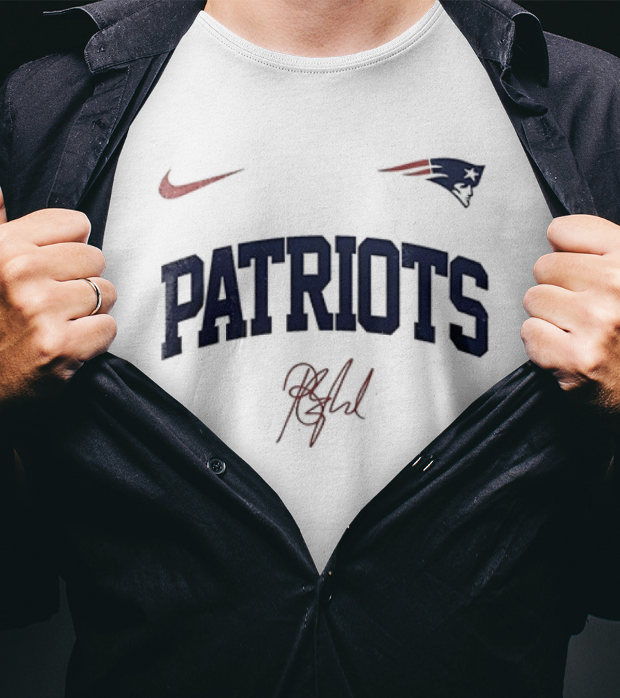 Nike New England Patriots NFL Playoff Game Barry Signature T-Shirt