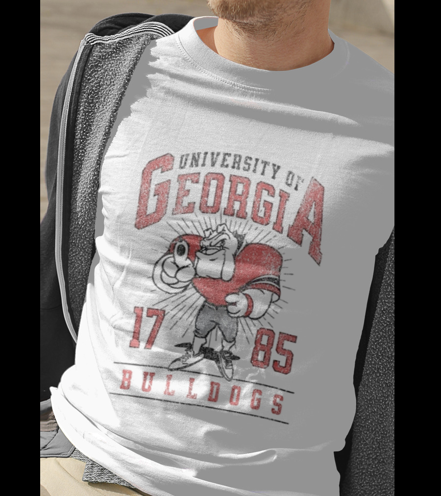University Of Georgia Bulldogs 1785 Retro Hairy Dawg Football T-Shirt
