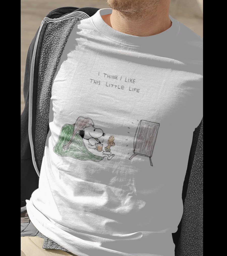 Snoopy Woodstock I Think I Like This Little Life Cozy Blanket TV Scene T-Shirt