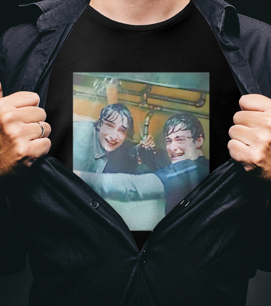 Mr Whatsit Will And Mike Stranger Things Photo Funny Wet Sink Scene T-Shirt