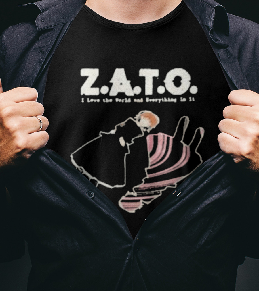 ZATO I Love The World And Everything In It Floating Figure Retro Style T-Shirt