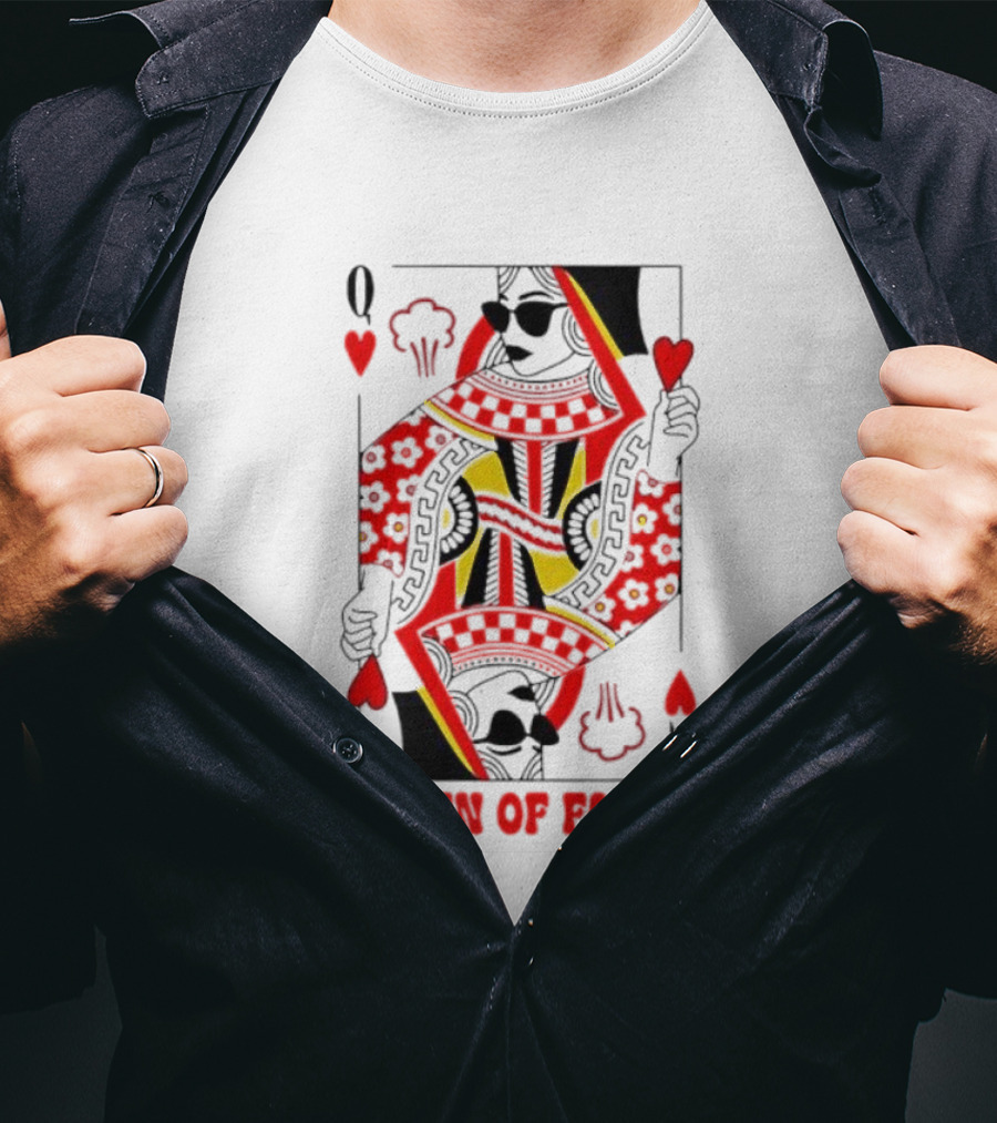 Queen Of Hearts Farts Playing Card Novelty T-Shirt