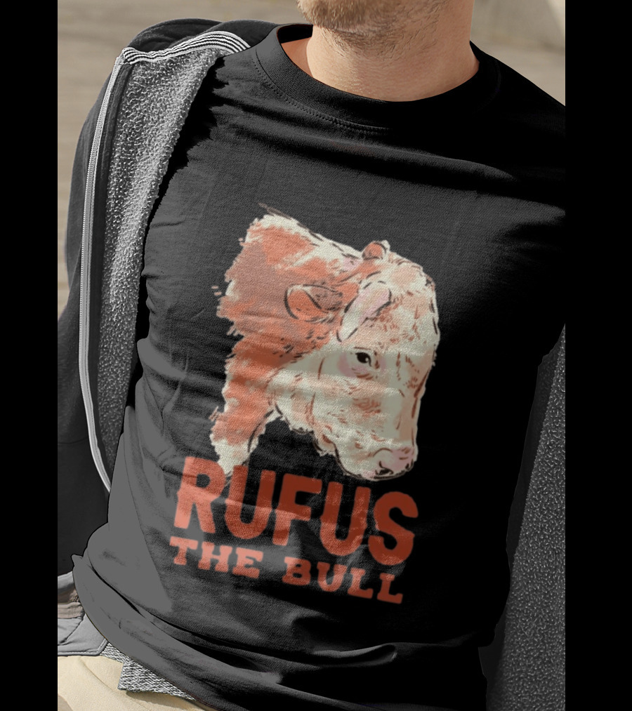 Rufus The Bull Cow Retro Style Rustic T-Shirt