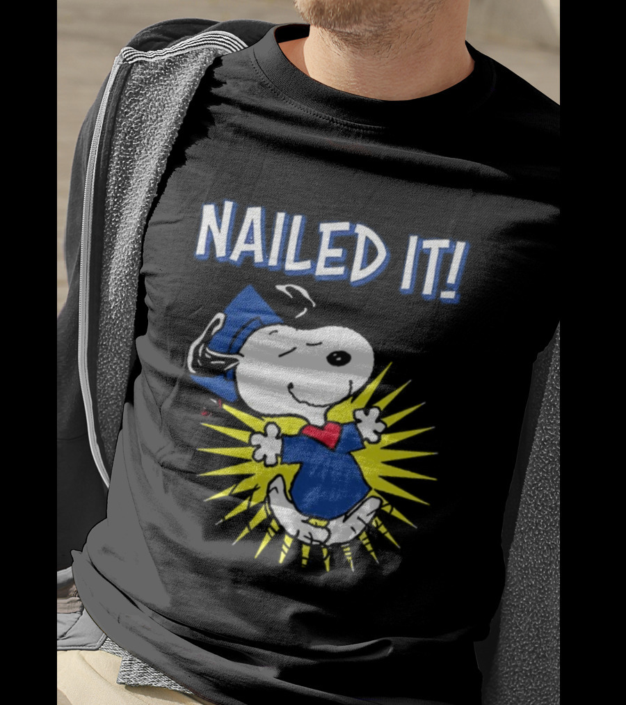 Congratulations Snoopy Nailed It Graduation Celebration T-Shirt