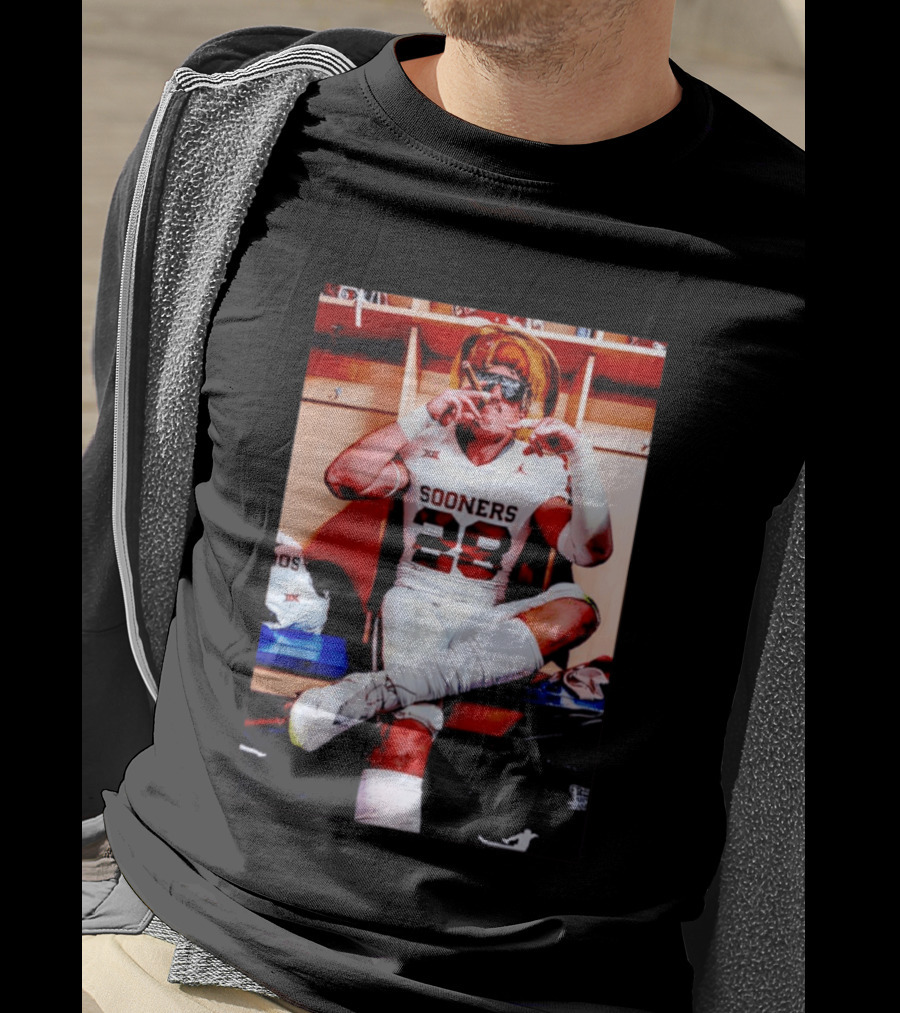 Sooners Football Danny Stutsman Cigar Celebration Locker Room 28 T-Shirt