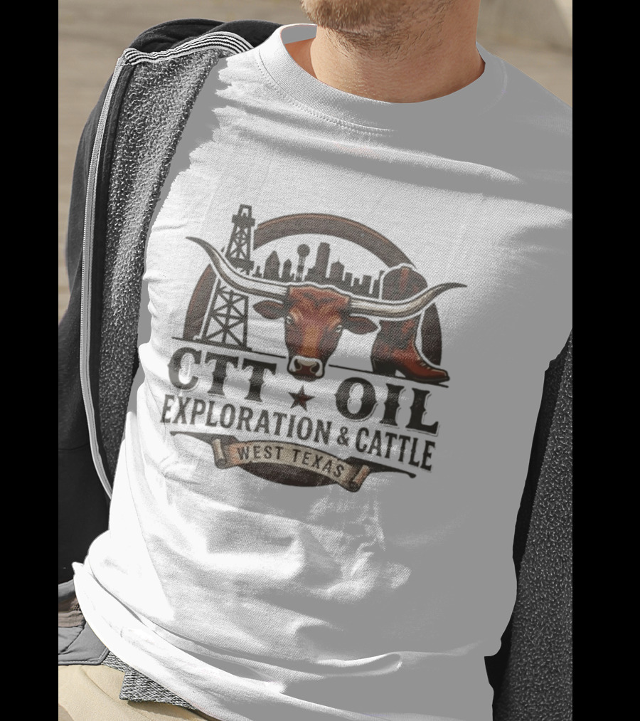 CTT Oil Exploration And Cattle Longhorn West Texas Oilfield Skyline Cowboys T-Shirt