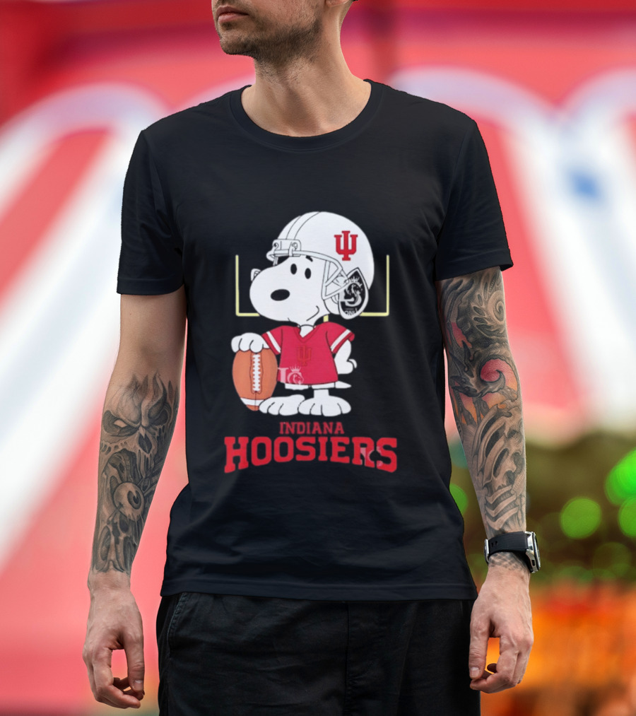 Snoopy Indiana Hoosiers Football Helmet Jersey Football Field T-Shirt