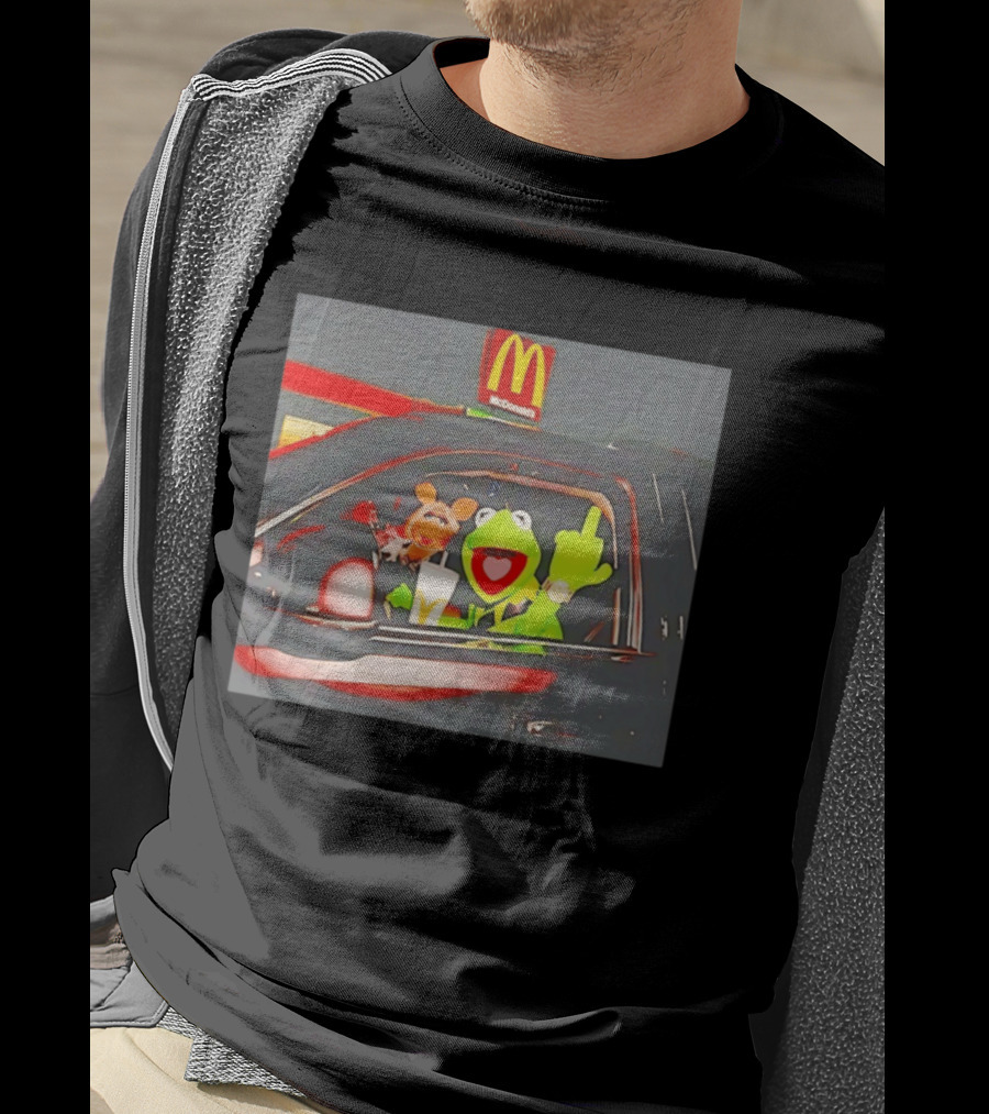 Kermit Frog Middle Finger Miss Piggy Car McDonald's Ride T-Shirt