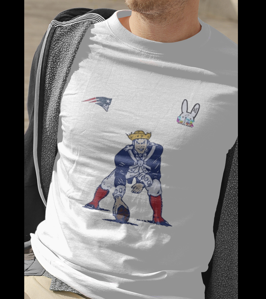 New England Patriots Seguino Aqui Frog Football Player And Bunny Ears T-Shirt