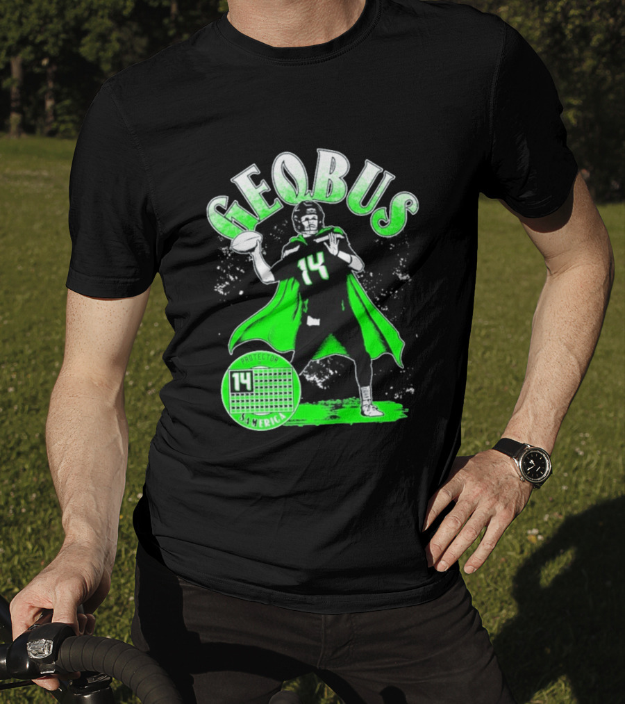 Geqbus Protector 14 Sam Erica Football Hero Green Cape T-Shirt
