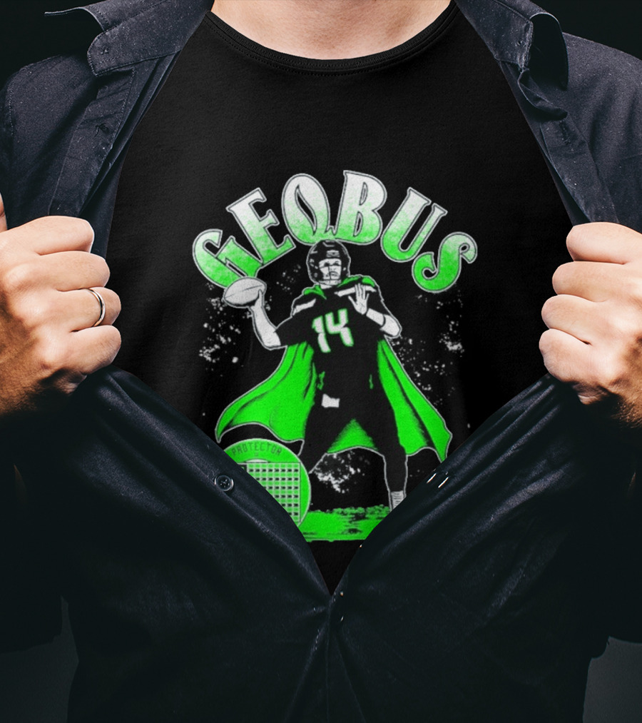 Geqbus Protector 14 Sam Erica Football Hero Green Cape T-Shirt