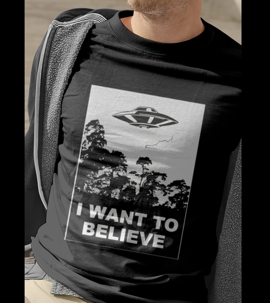 UFO I Want To Believe Flying Saucer Forest T-Shirt