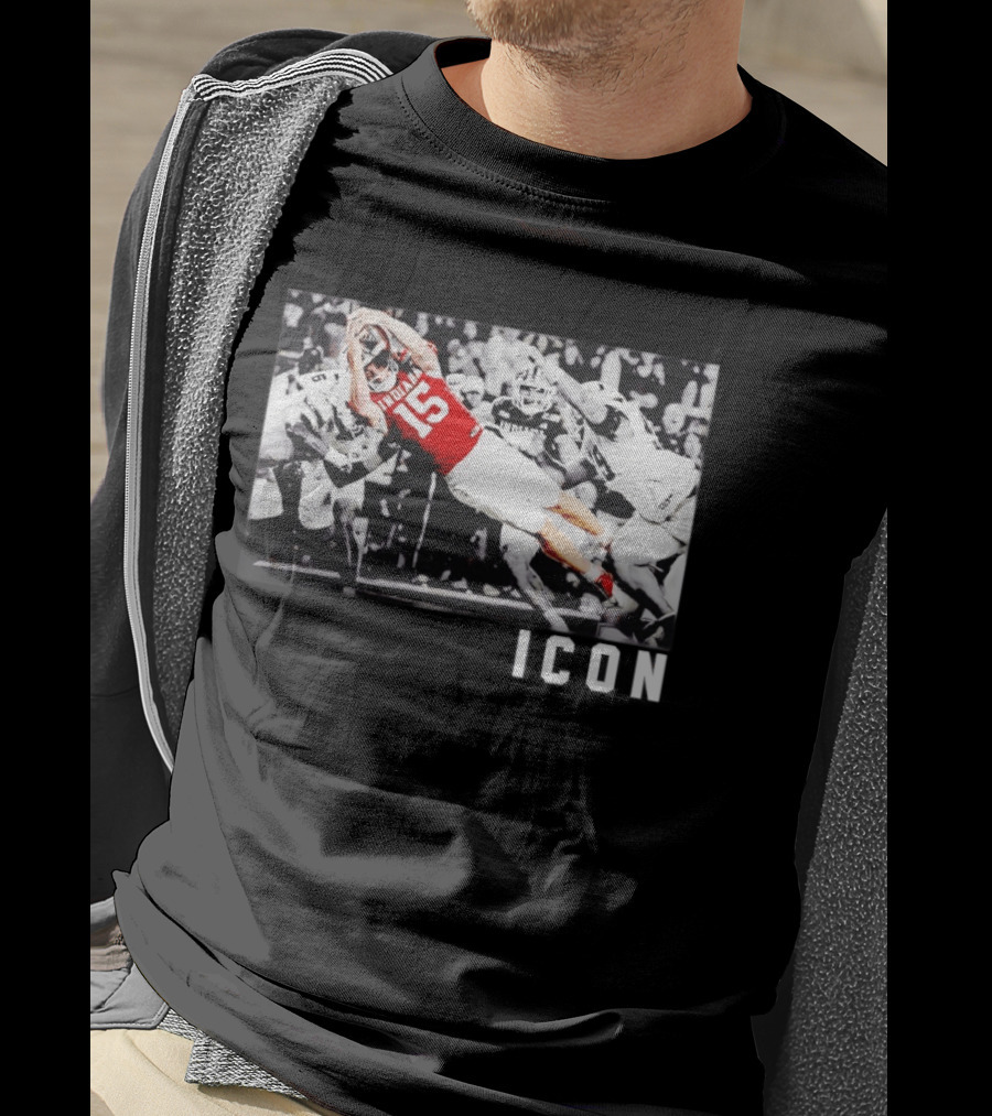 ICON Indiana Hoosiers Football Number 15 Action Play T-Shirt