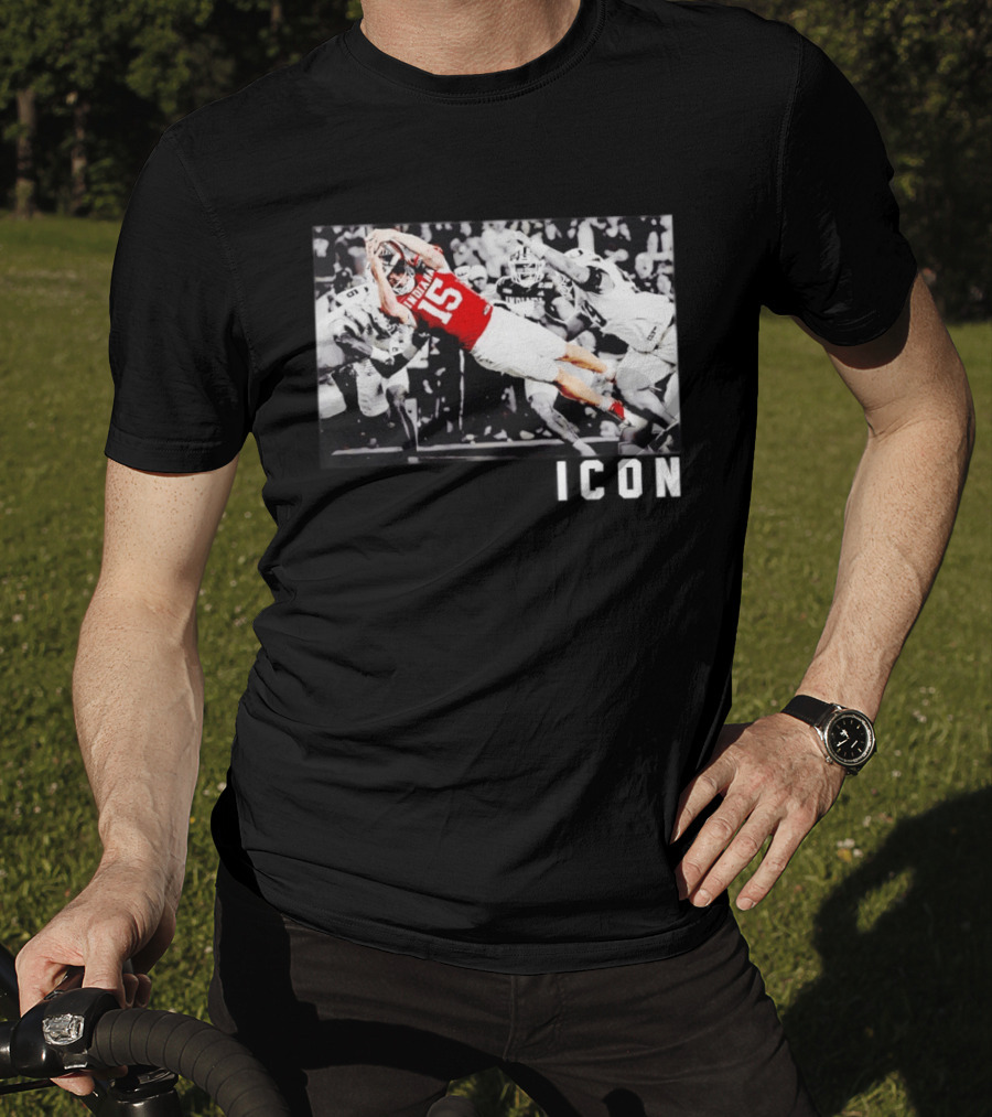 ICON Indiana Hoosiers Football Number 15 Action Play T-Shirt