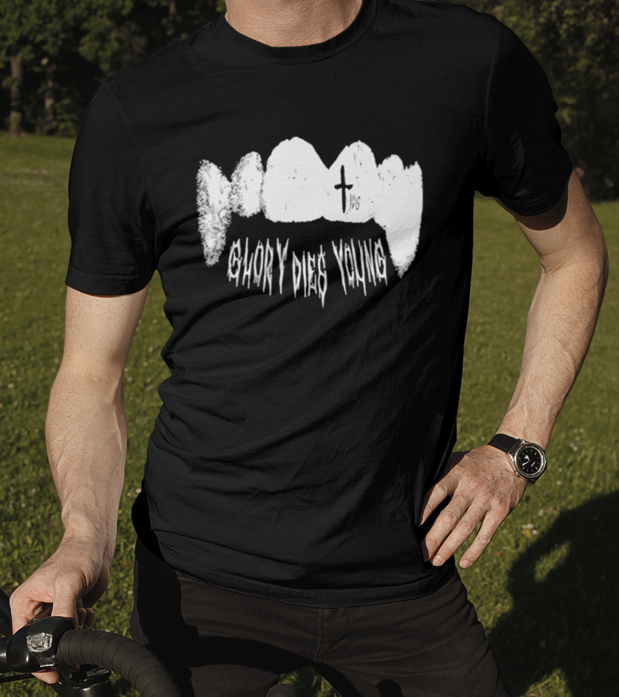 YDG Fang Glory Dies Young Teeth Graphic Cross T-Shirt