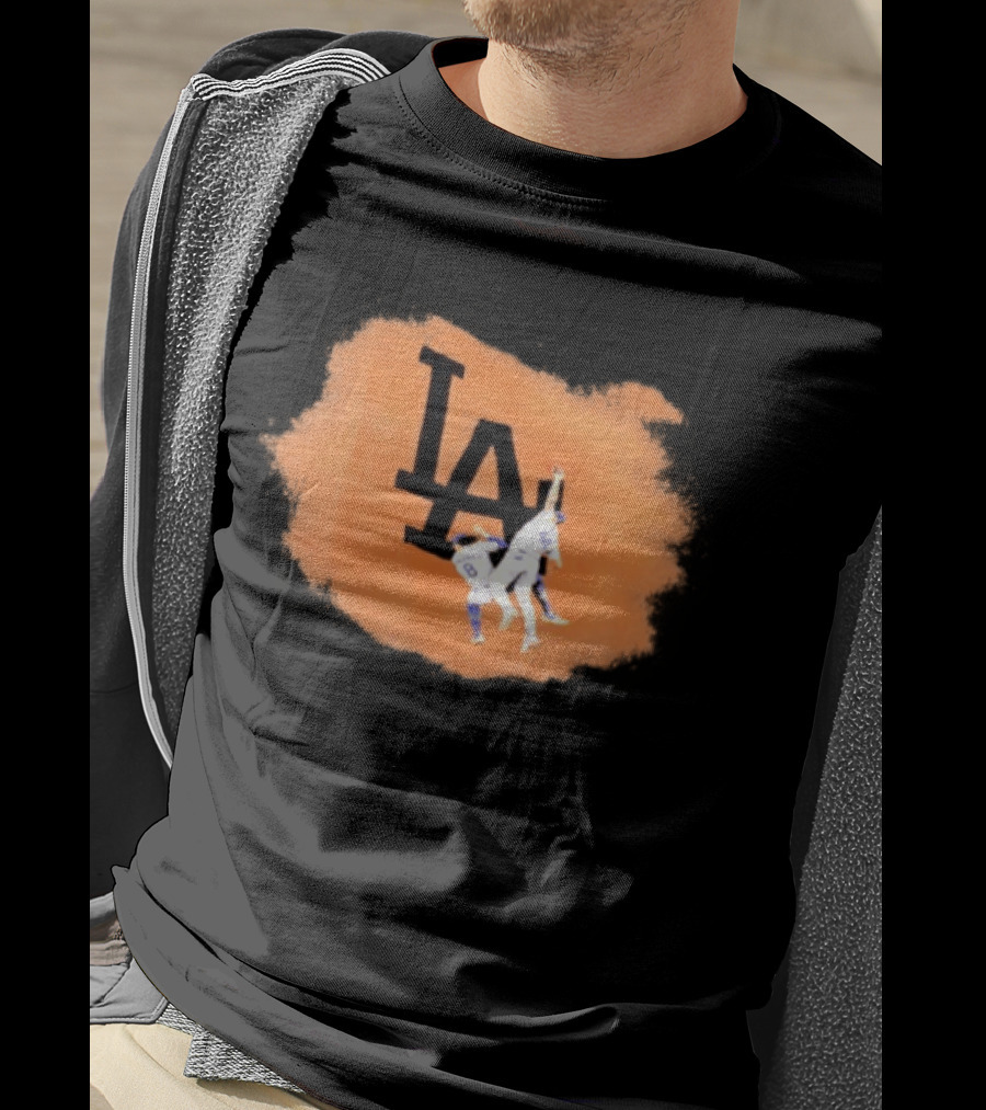 Los Angeles Dodgers Kike Hernandez Manny Machado Highlight Catch T-Shirt