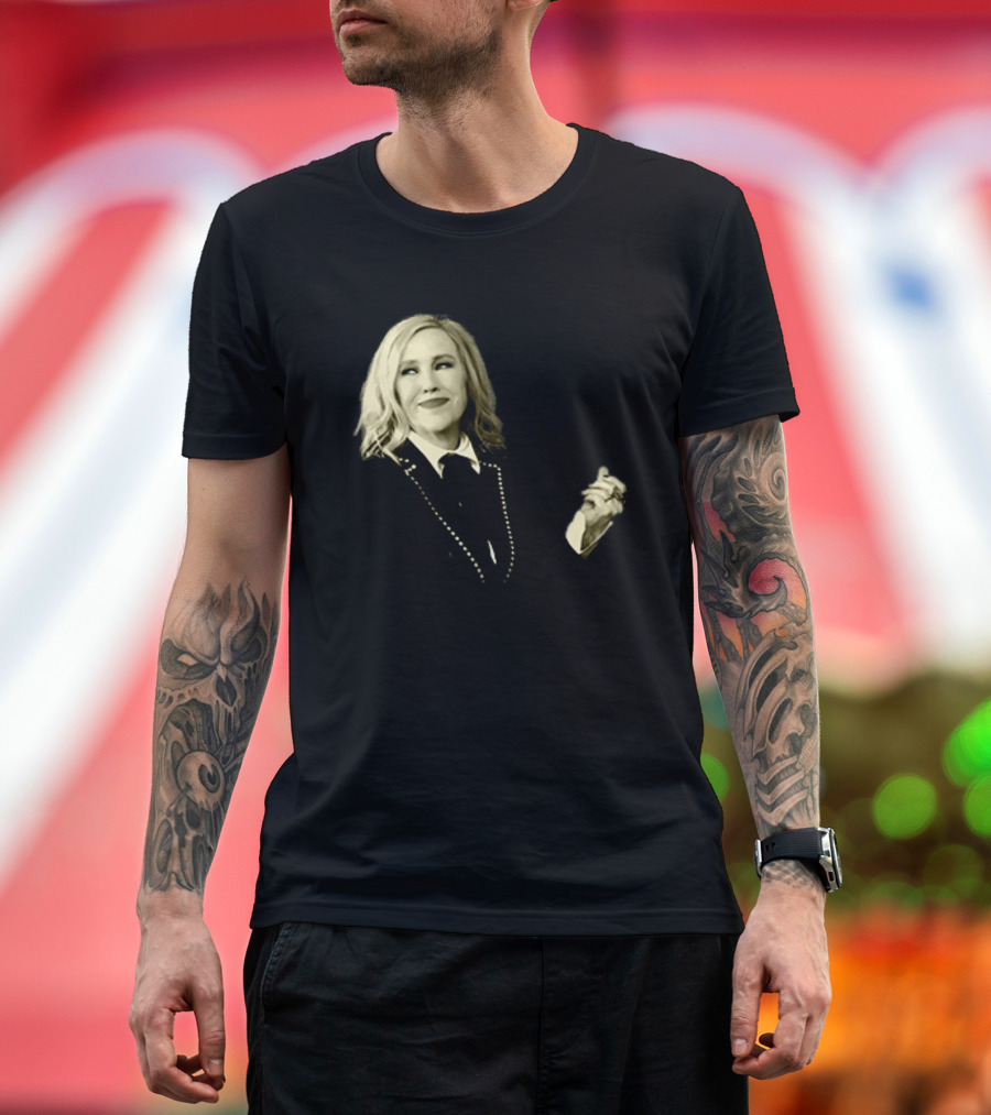 Moira Catherine O'Hara Character Fashion T-Shirt