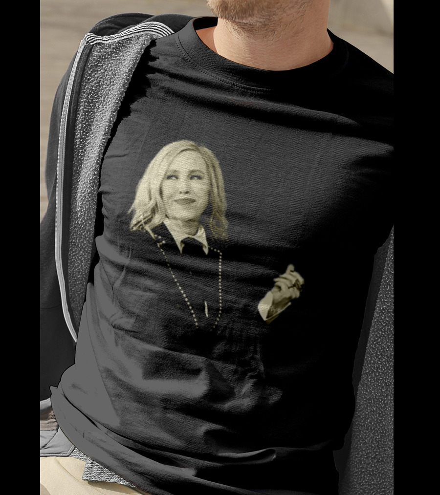 Moira Catherine O'Hara Character Fashion T-Shirt