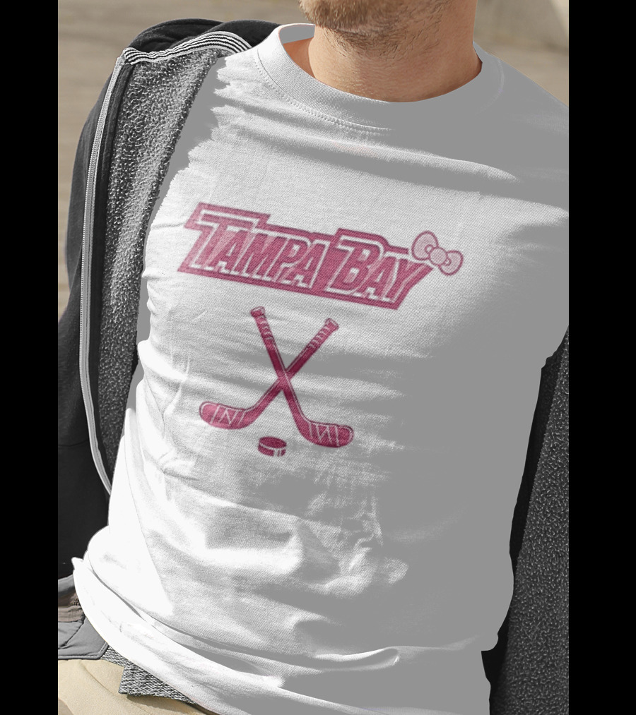 Tampa Bay Lightning Hello Kitty Crossed Hockey Sticks Bow T-Shirt