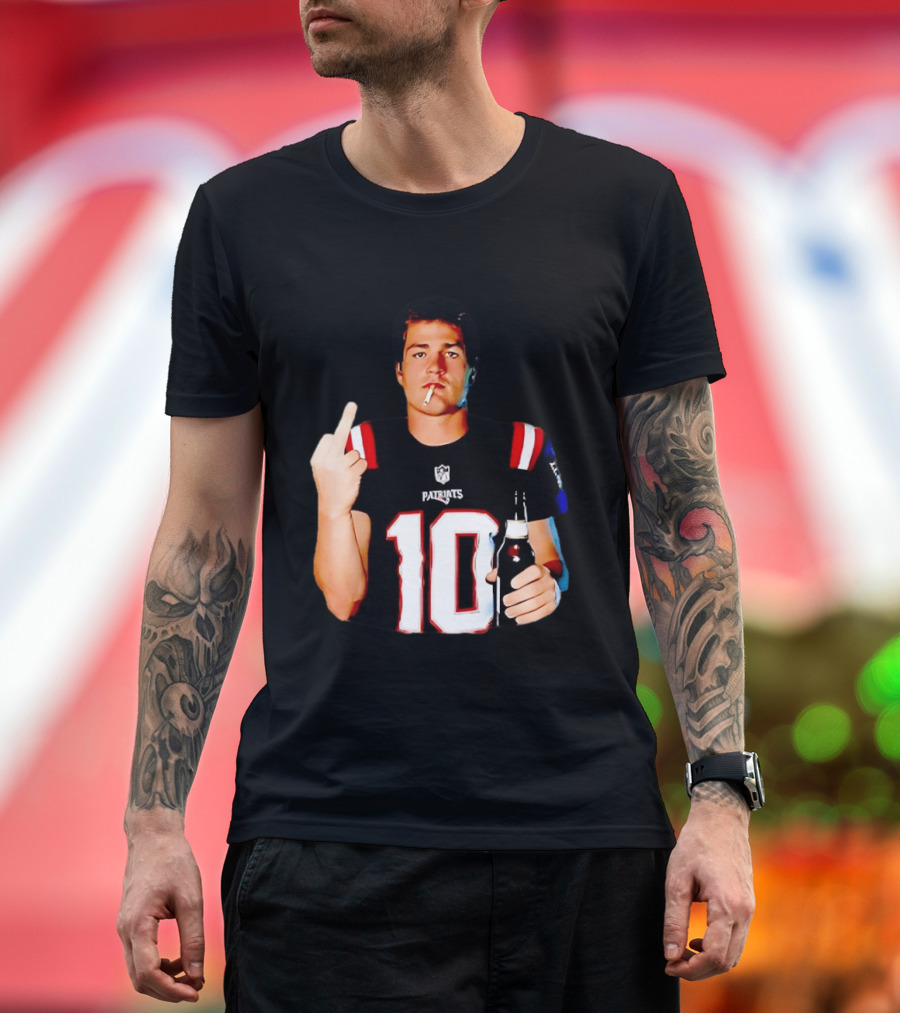 Drake Maye Middle Finger Smoking Holding Beer Can New England Patriots 10 T-Shirt