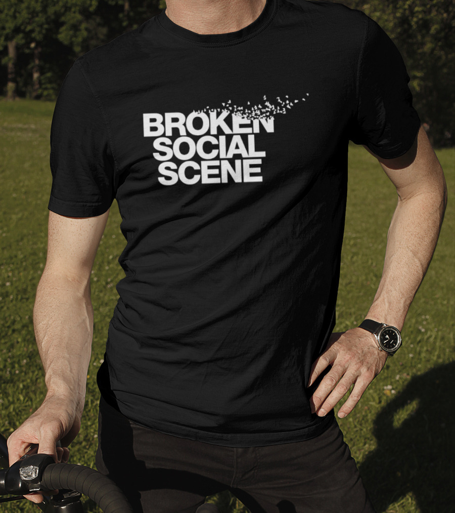BROKEN SOCIAL SCENE Text With Fragmented Effect T-Shirt