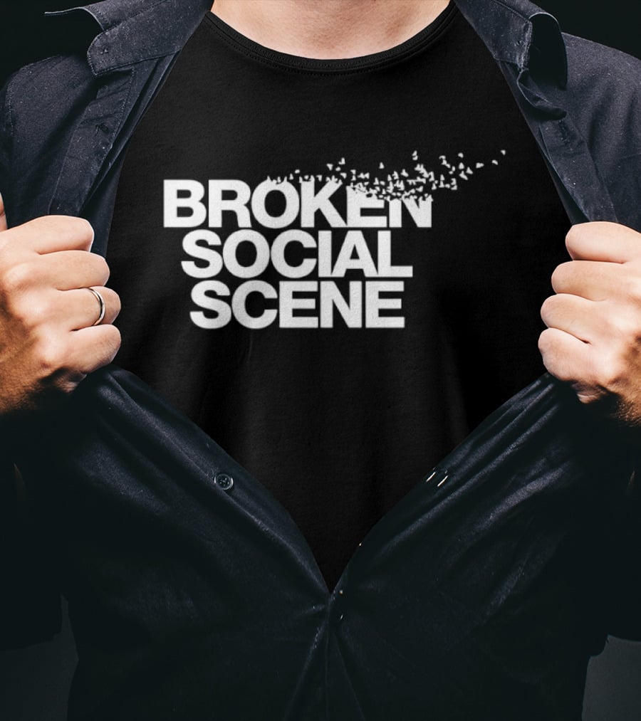 BROKEN SOCIAL SCENE Text With Fragmented Effect T-Shirt