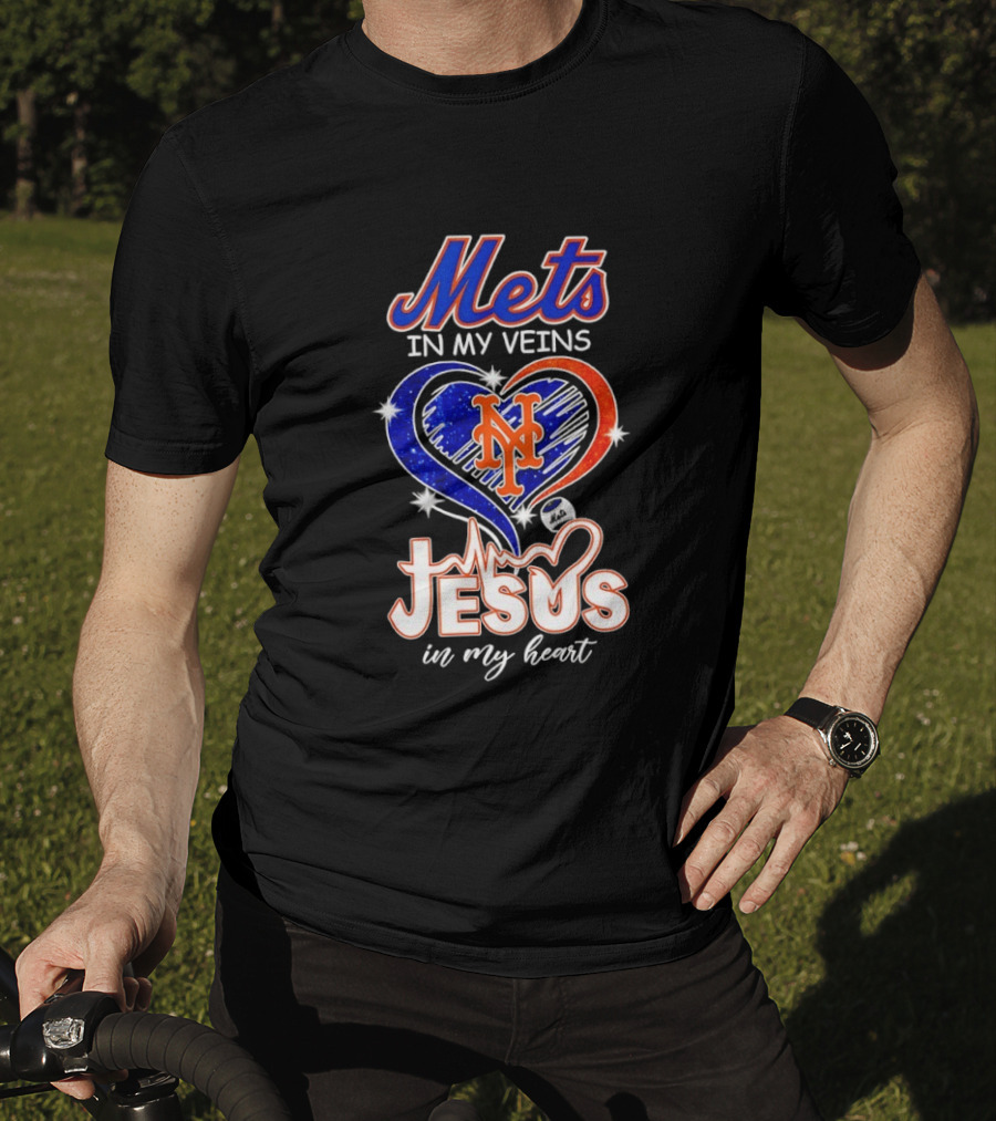 Mets In My Veins Heart Jesus In My Heart T-Shirt