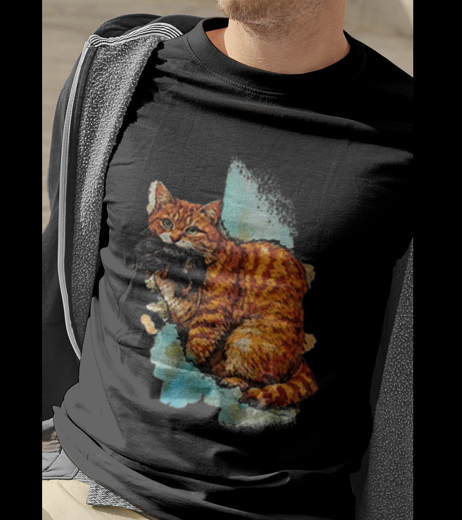 Iran Map Orange Tabby Cat With Mouse T-Shirt