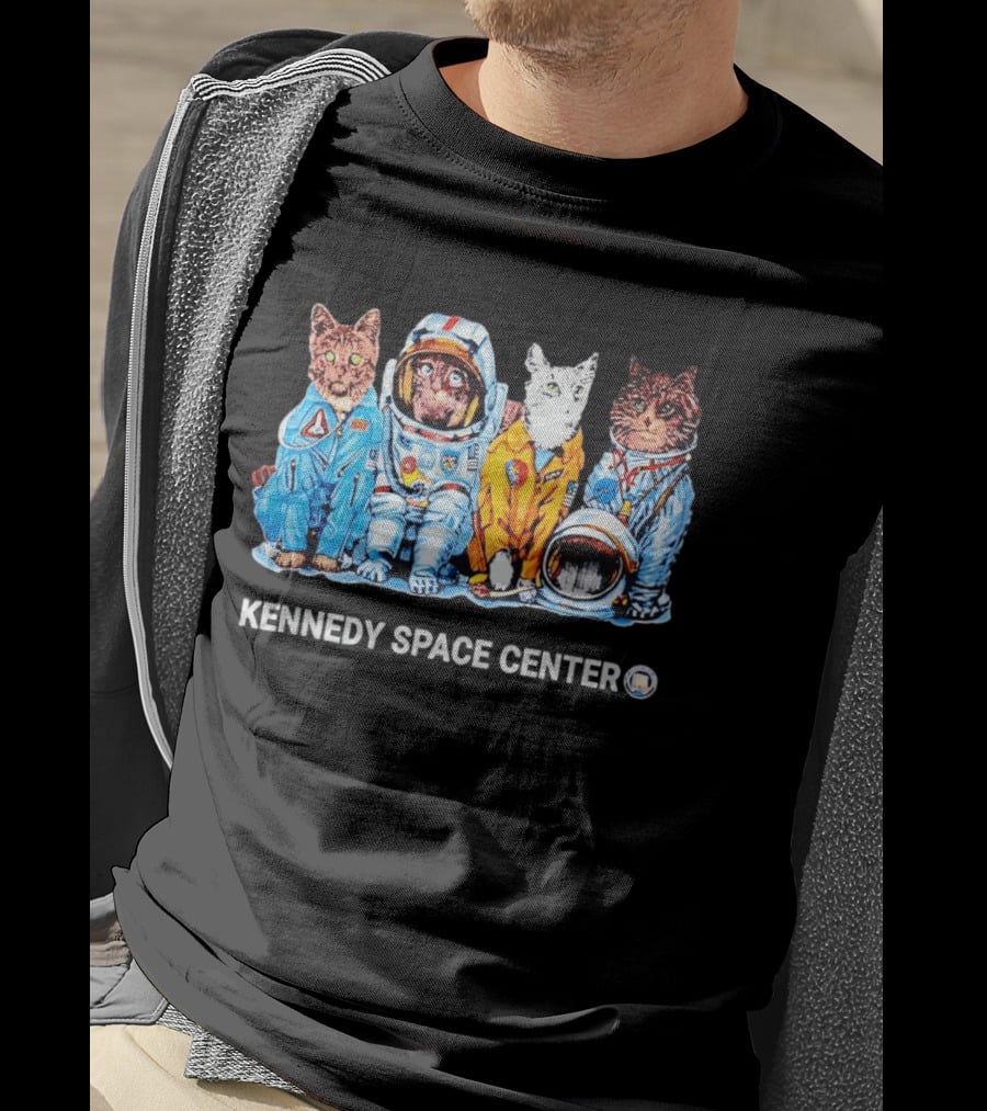Kennedy Space Center Cats In Astronaut Suits T-Shirt