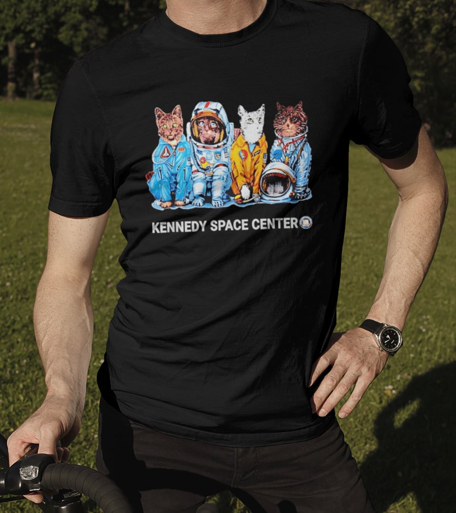 Kennedy Space Center Cats In Astronaut Suits T-Shirt