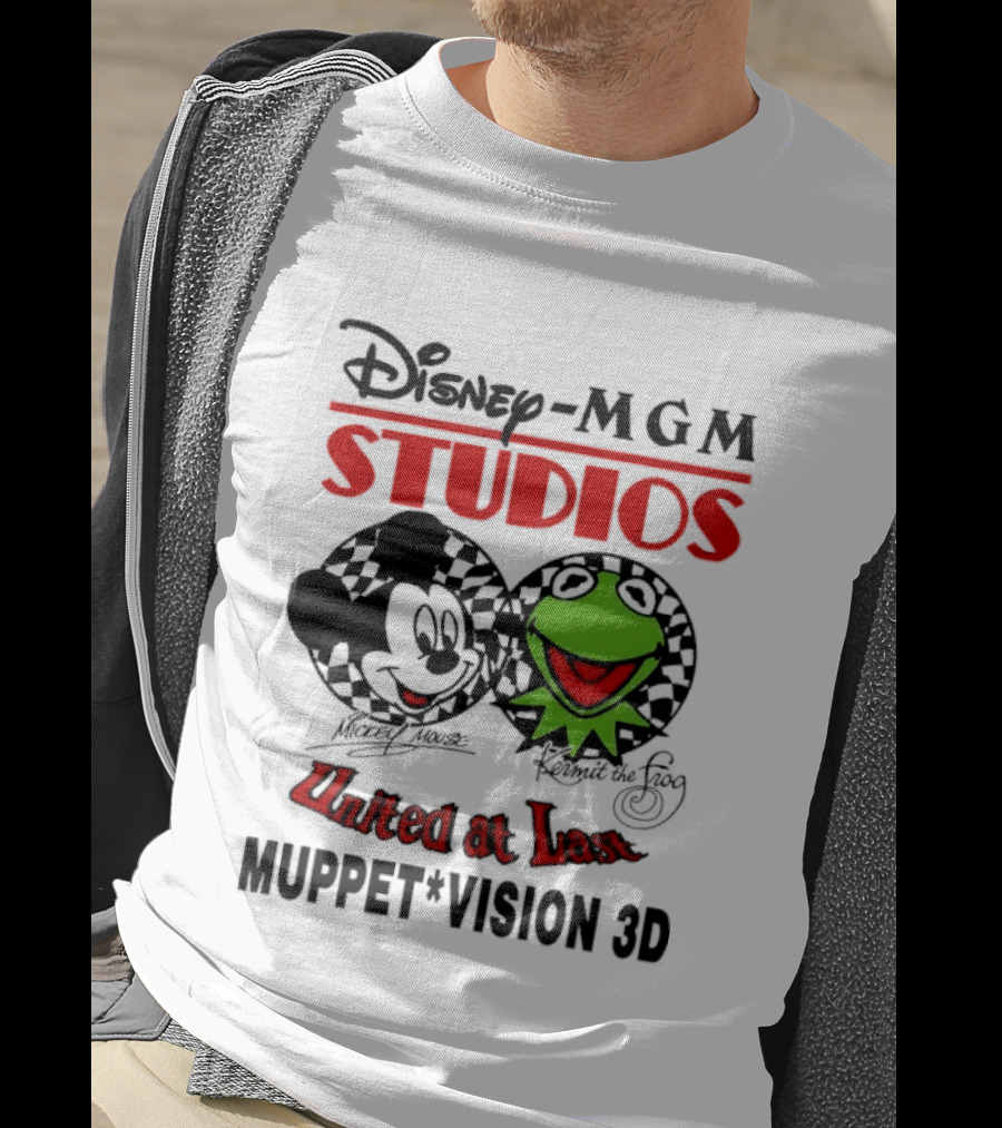 Disney MGM Studios United At Last Mickey Mouse Kermit The Frog Muppet Vision 3D T-Shirt