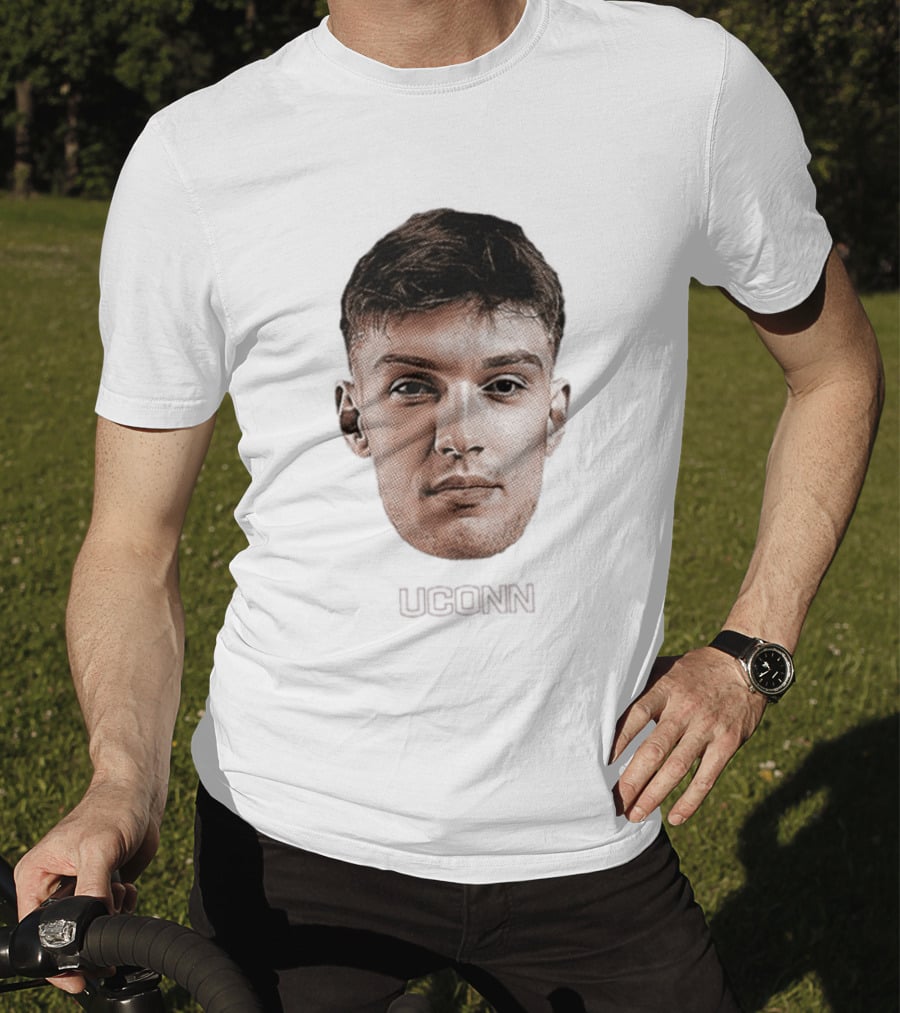 Rrezon Elezaj Uconn Huskies Bobblehead T-Shirt