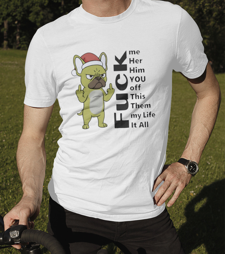 Pug Dog Middle Finger Santa Hat Funny Rude Holiday Expression T-Shirt