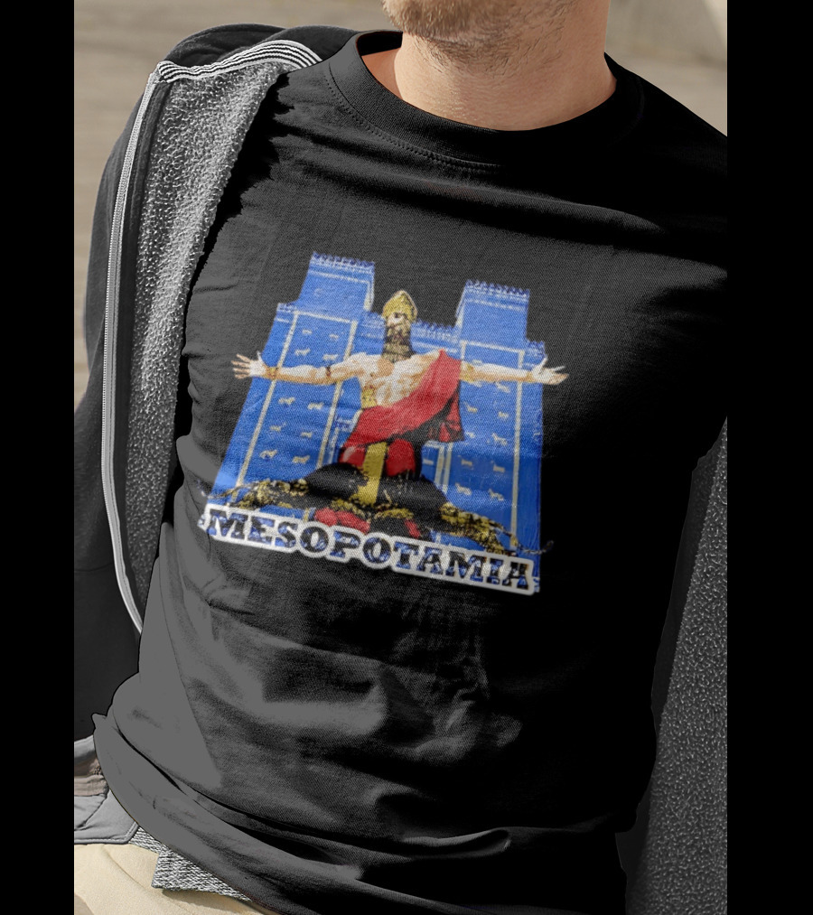 Mesopotamia Ancient Ziggurat Warrior Embrace T-Shirt