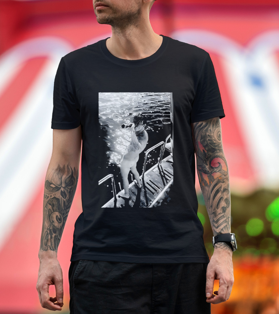 Yungblud Naked And Jumping Into Water Scene T-Shirt