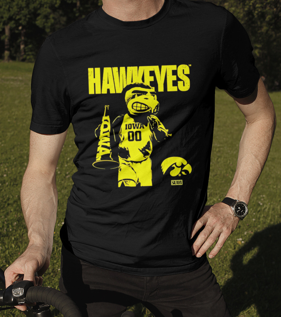 Iowa Hawkeyes Mode Slam Vintage Mascot Basketball 00 T-Shirt