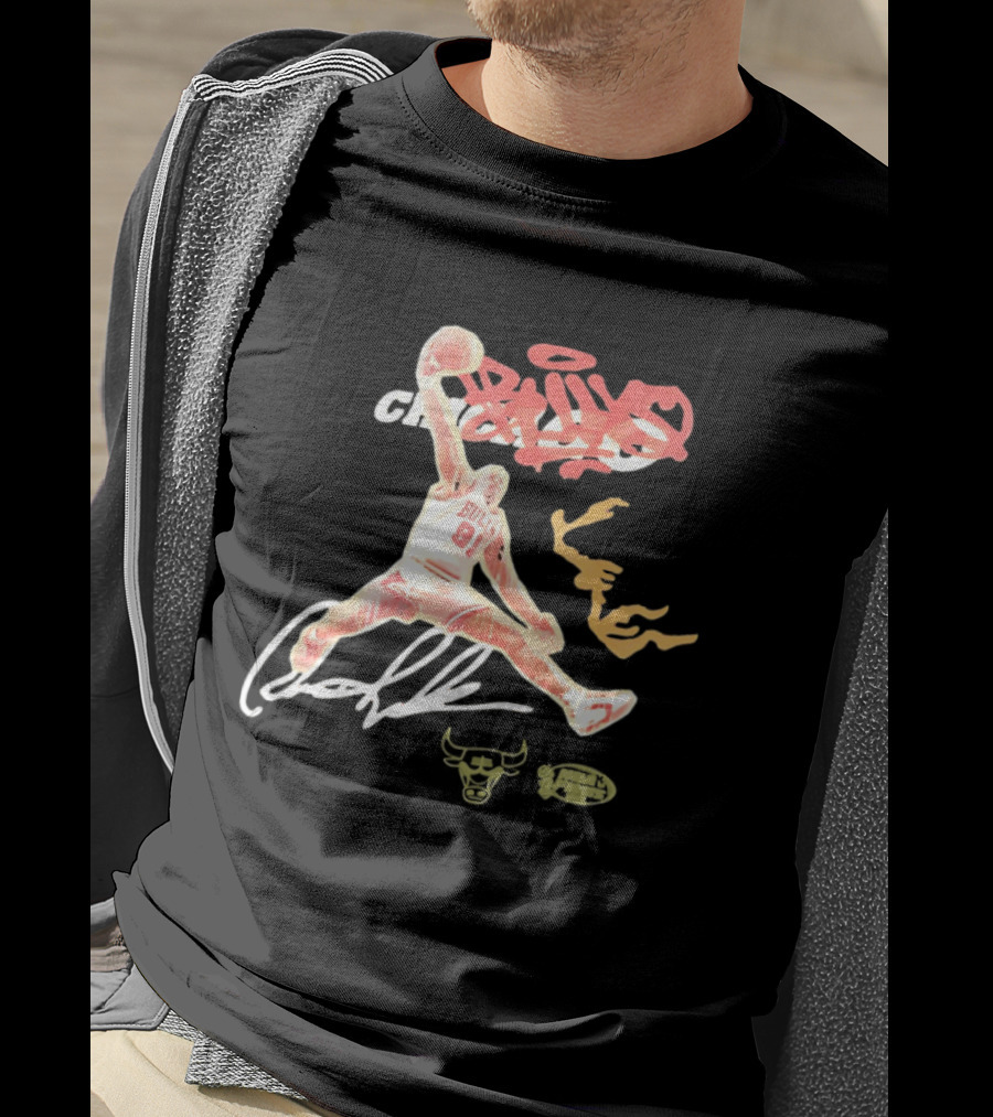 Dennis Rodman Bulls 91 Chicago Basketball Legend Dunk T-Shirt