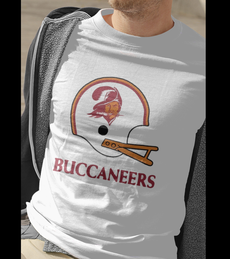 Tampa Bay Buccaneers Helmet Retro Style Buccaneer T-Shirt