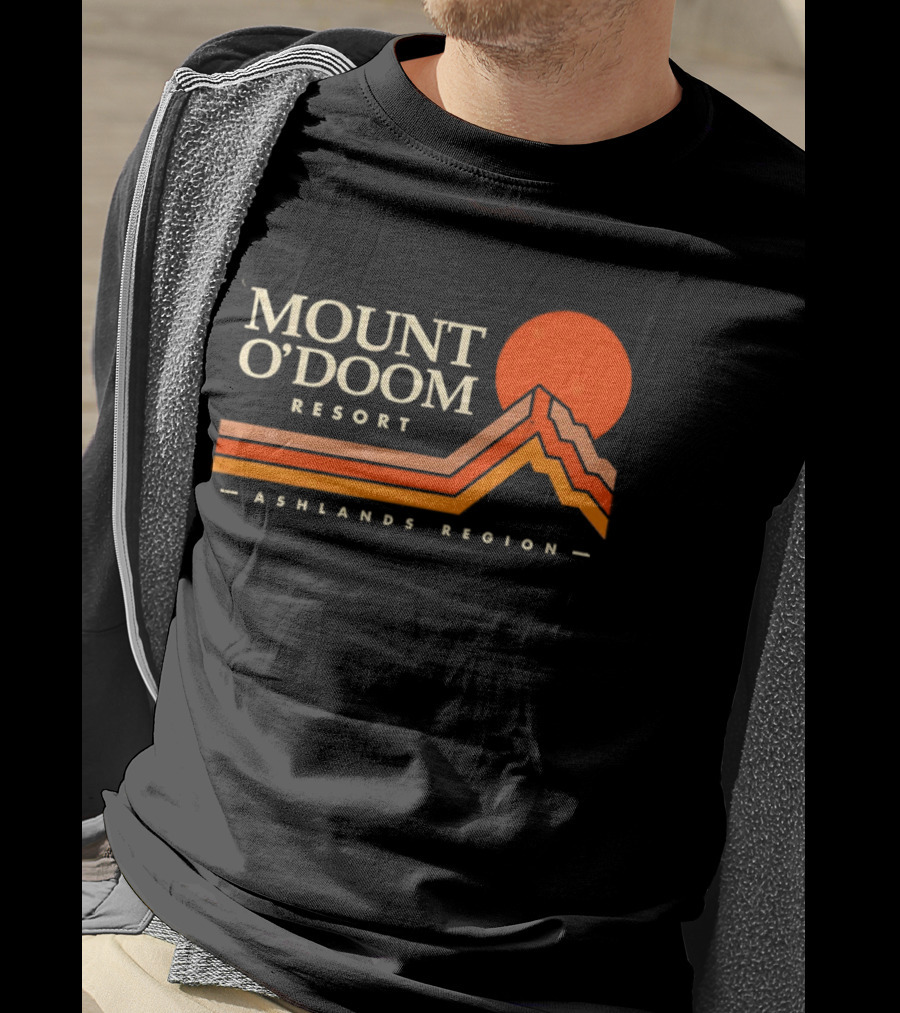 Mount O'Doom Resort Ashlands Region Sunset Retro Mountain T-Shirt