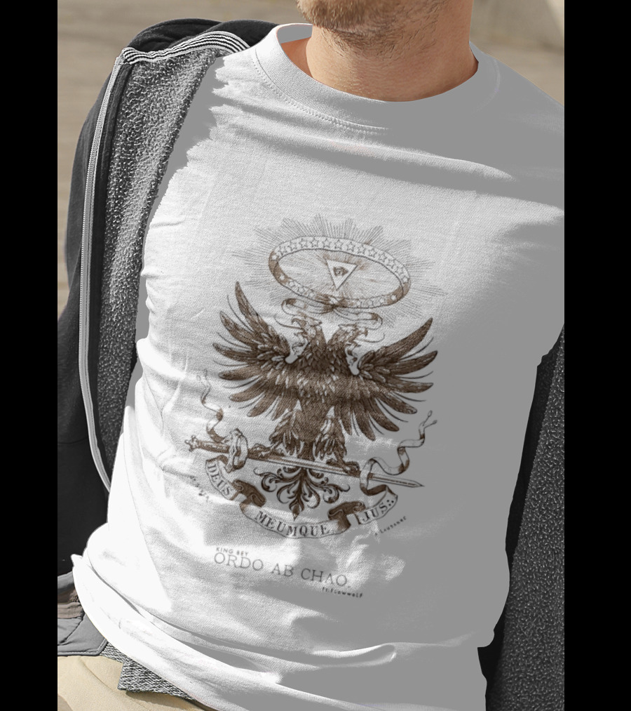 King Bey Ordo Ab Chao Deus Meumque Jus Eagle Emblem With Triangle T-Shirt