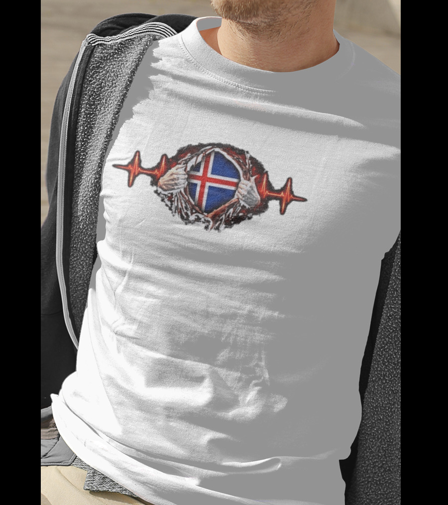 Iceland Heartbeat Flag Reality Glitch T-Shirt