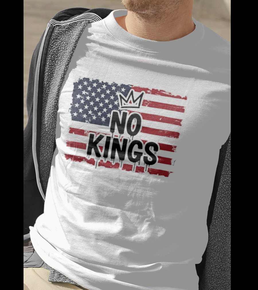 No Kings In America US Flag With Crown Melting Effect T-Shirt