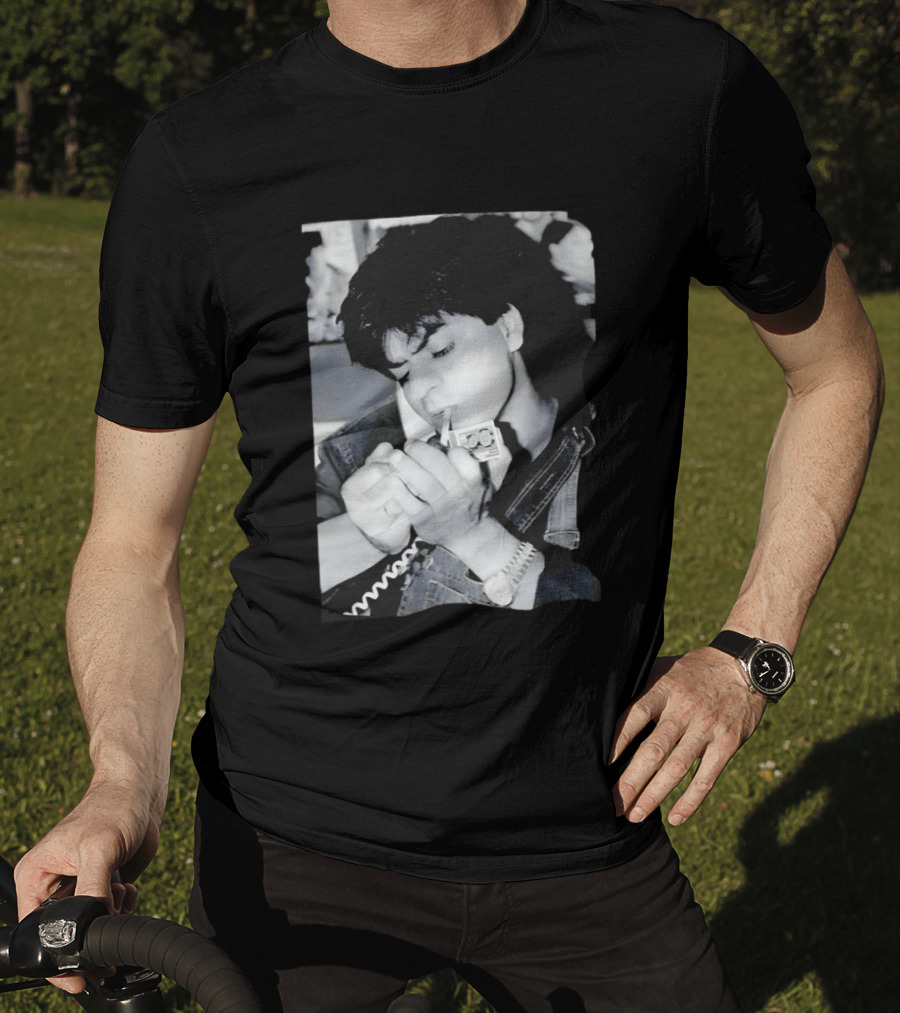 Shah Rukh Khan Iconic Smoking Bollywood T-Shirt