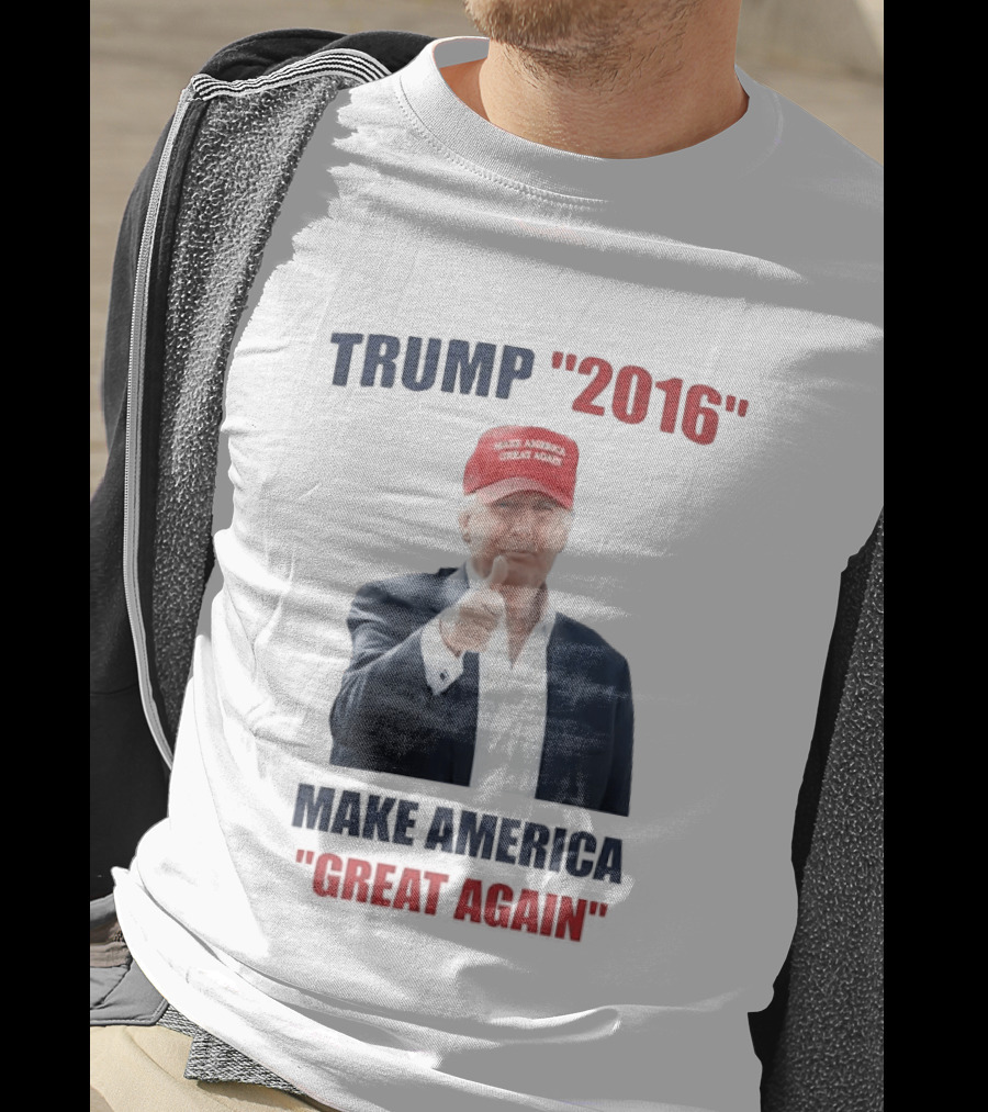 Trump 2016 Make America Great Again Hat Thumbs Up T-Shirt