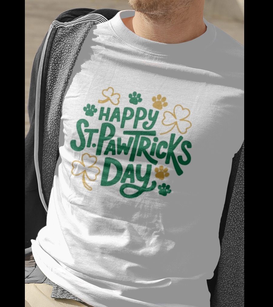 Happy St Pawtrick's Day Shamrock Dog Celebration T-Shirt