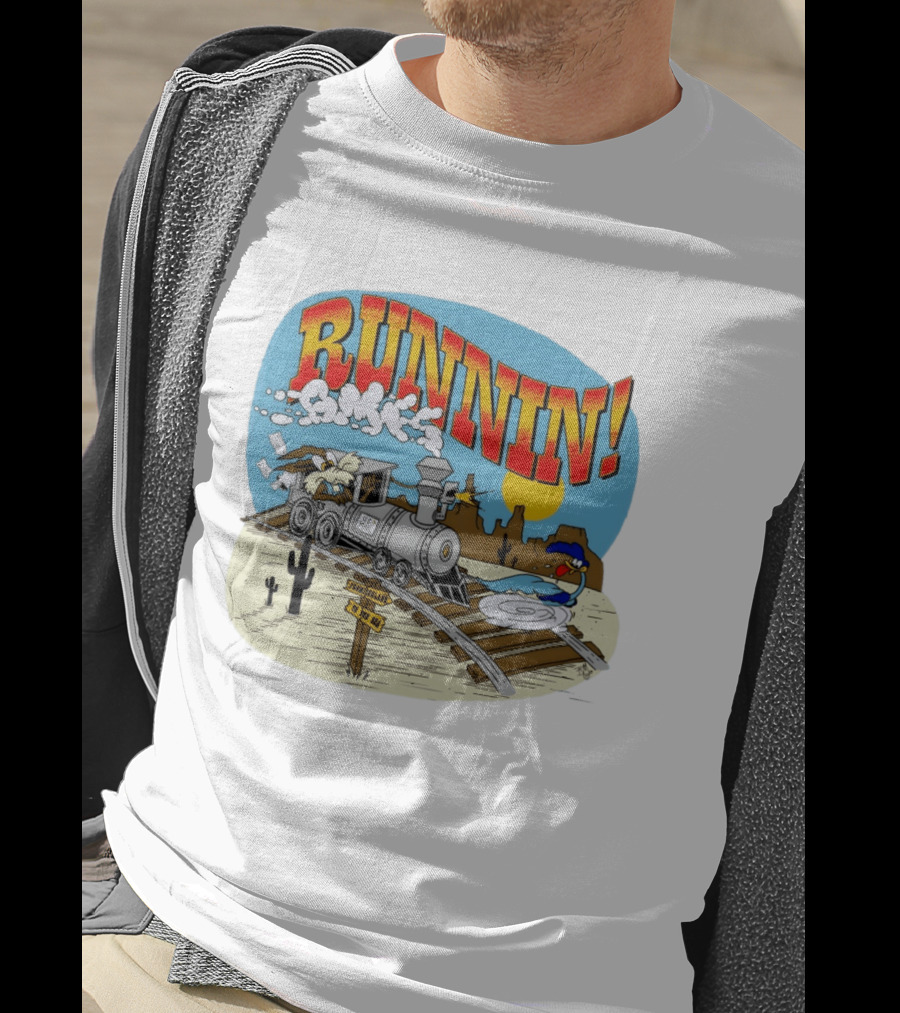 Runnin Road Runner Wile E. Coyote Train Desert Chase Adventure T-Shirt