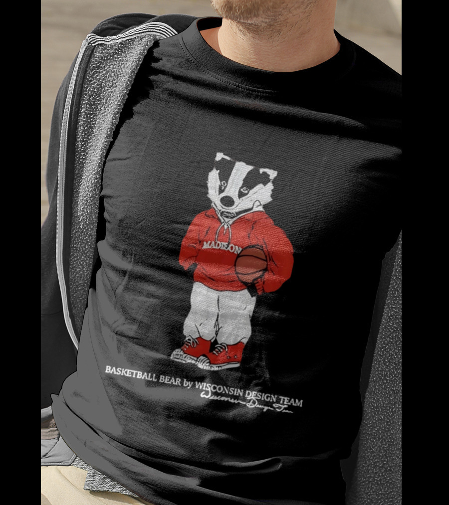 Madison Basketball Badger Wisconsin Team Bear T-Shirt