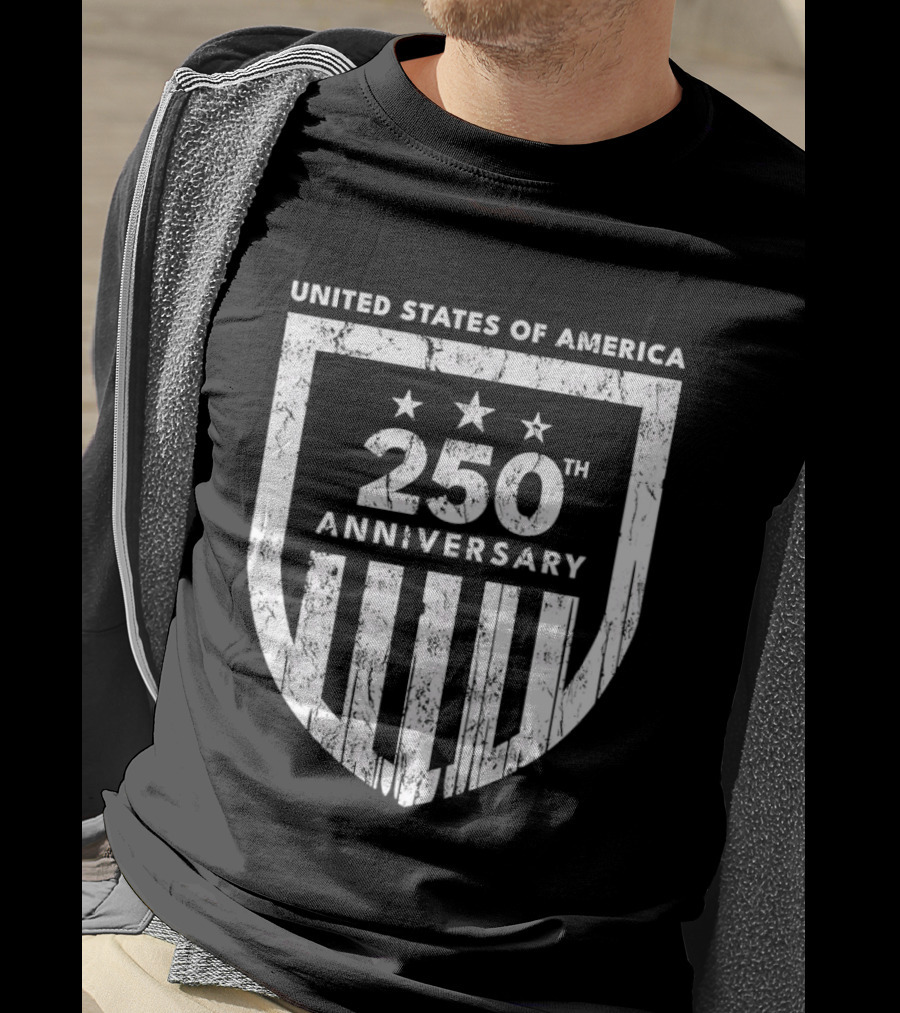 United States Of America 250th Anniversary Shield Stars Stripes T-Shirt