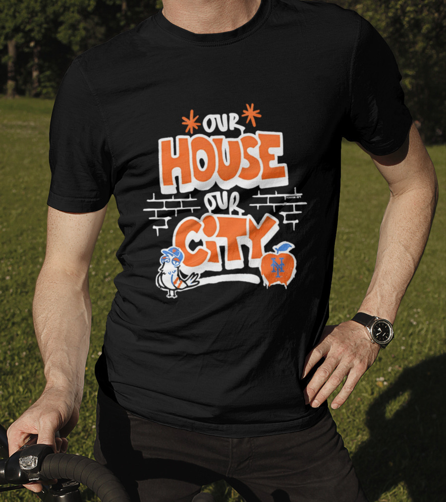 New York Mets Our House Our City Team Logo Pigeon And Apple T-Shirt